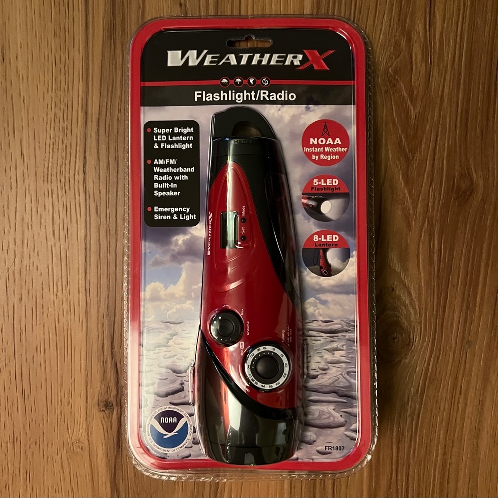 WeatherX flashlight/radio -NOAA instant weather, 5 LED flashlight 8LED lantern